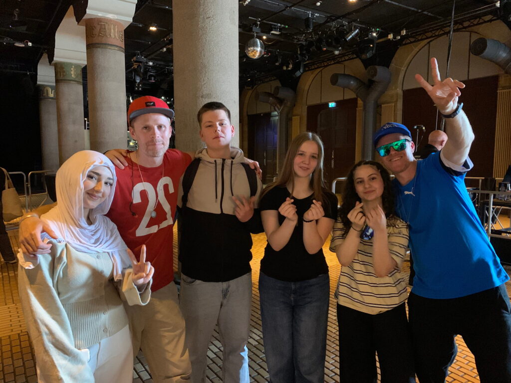 Schüler der IGS Friesland-Süd beim Rappwettbewerb in Mannheim